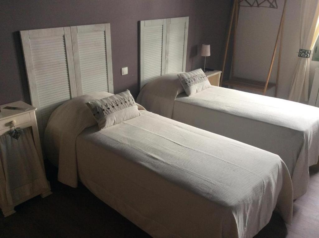 Du Cote De Chez Jeanne Hotel Fourcès Kültér fotó