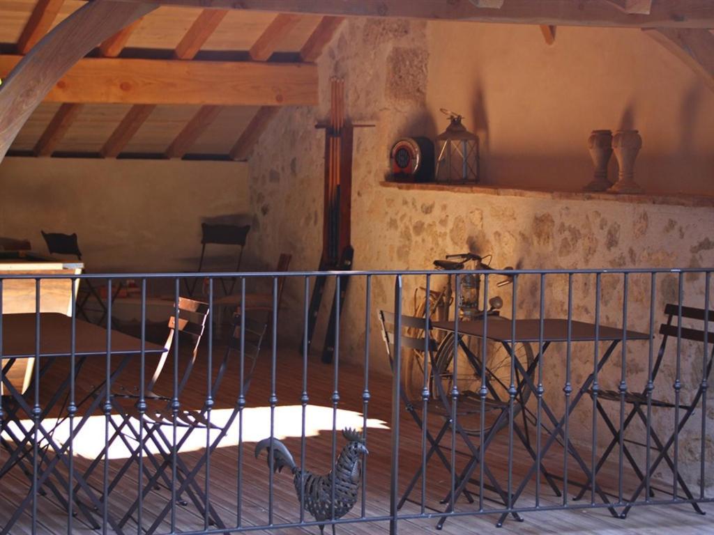 Du Cote De Chez Jeanne Hotel Fourcès Kültér fotó